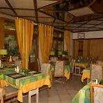Logis Restaurant Le Faude Szálloda