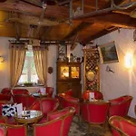 Logis Restaurant Le Faude 2*