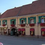 Logis Restaurant Le Faude 2*