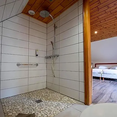 Logis Restaurant Le Faude 2*
