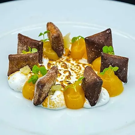 Logis Restaurant Le Faude מלון