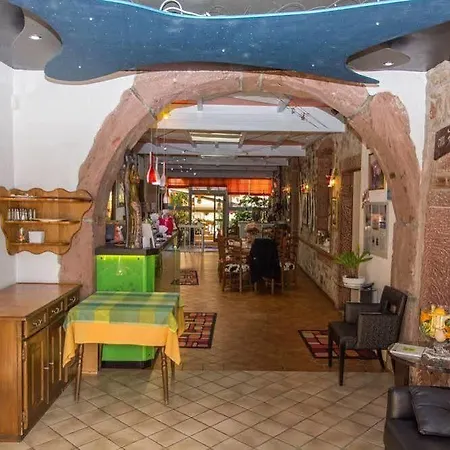 Logis Restaurant Le Faude