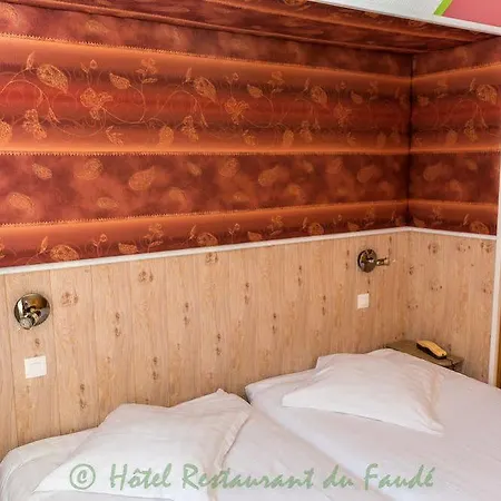 Logis Restaurant Le Faude Hotel