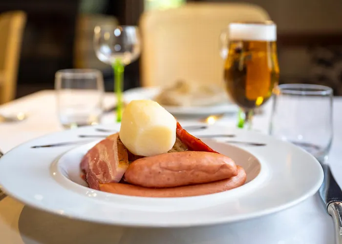 Logis Hotel Restaurant Le Faude Hotel