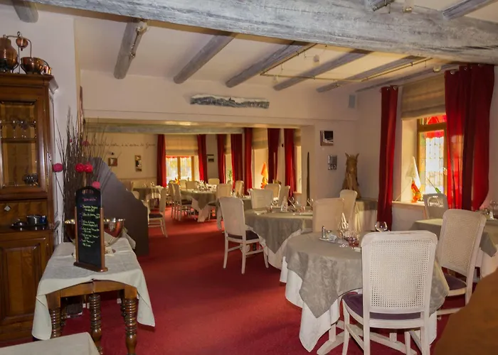 Hotel Logis Hotel Restaurant Le Faude