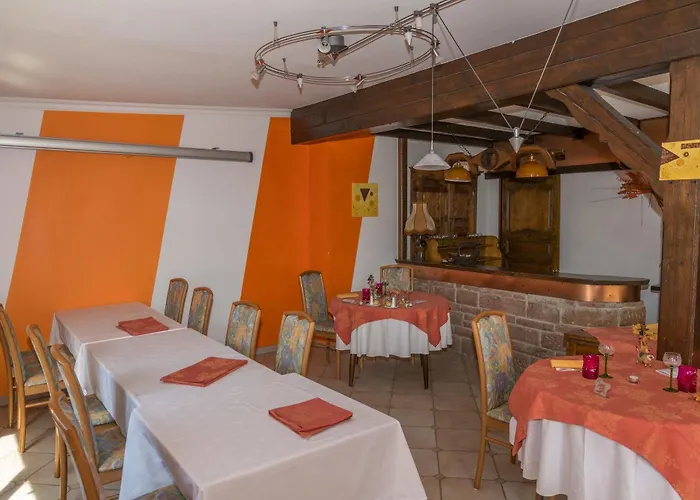 Logis Hotel Restaurant Le Faude 2*