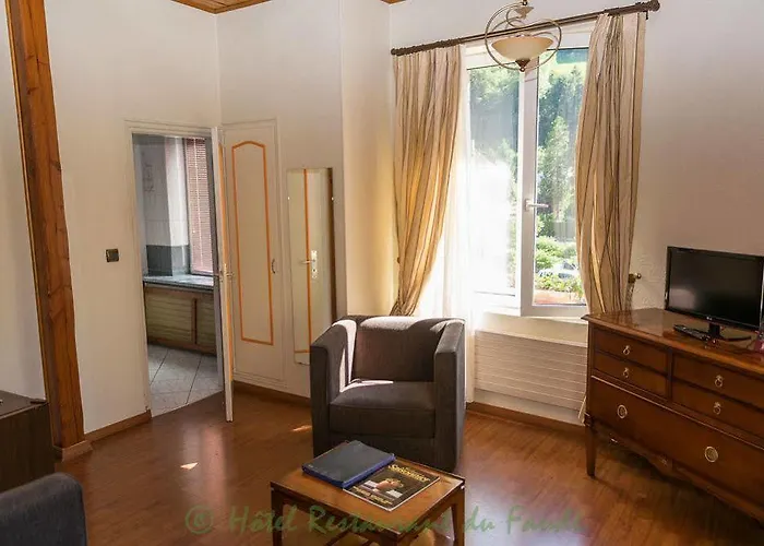 Logis Hotel Restaurant Le Faude 2*