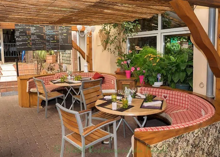 Logis Hotel Restaurant Le Faude Hotel