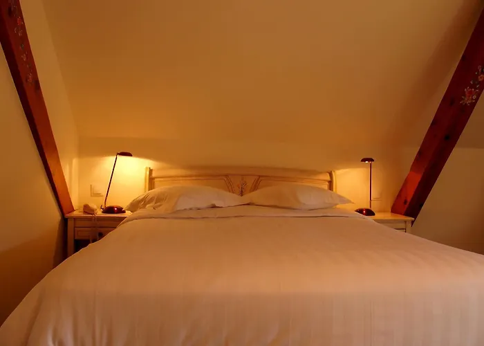 Hotel Logis Hotel Restaurant Le Faude